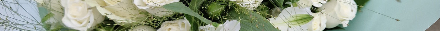 Cum se combină florile, verdeața și ambalajul într-un buchet echilibrat