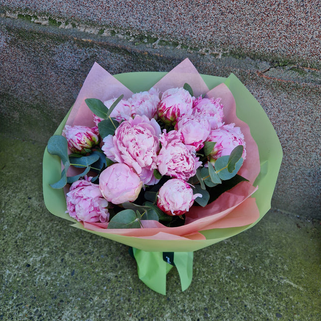 Buchet cu 13 bujori roz