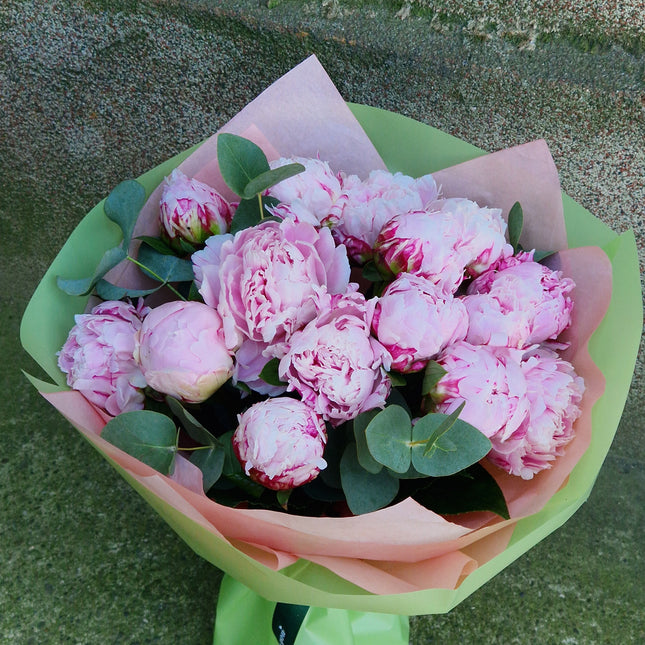 Buchet cu 13 bujori roz