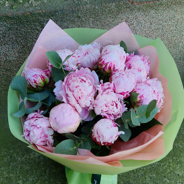 Buchet cu 13 bujori roz