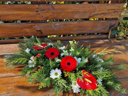 Aranjament funerar cu anturium si germini