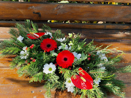 Aranjament funerar cu anturium si germini