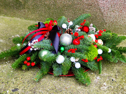 Aranjament funerar comemorativ de iarnă