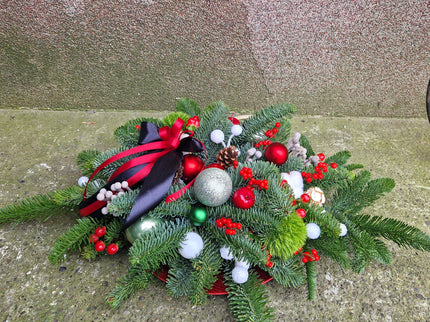 Aranjament funerar comemorativ de iarnă