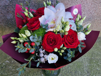 Buchet cu cymbidium si brunia