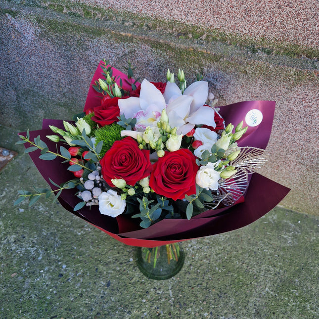 Buchet cu cymbidium si brunia