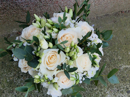 Buchet de mireasa alb-verde