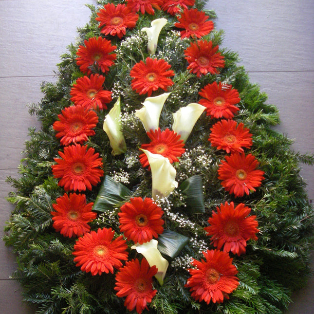 Coroana clasica din gerbera si cale