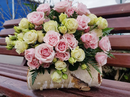 Buchet cu miniroze alb, roz